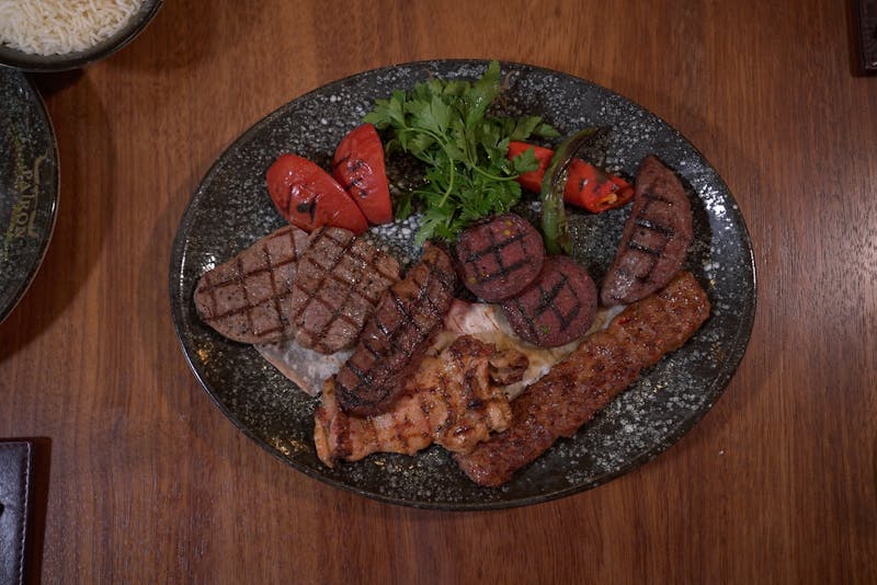 4 rivers 3-meat family platter with multiple sides