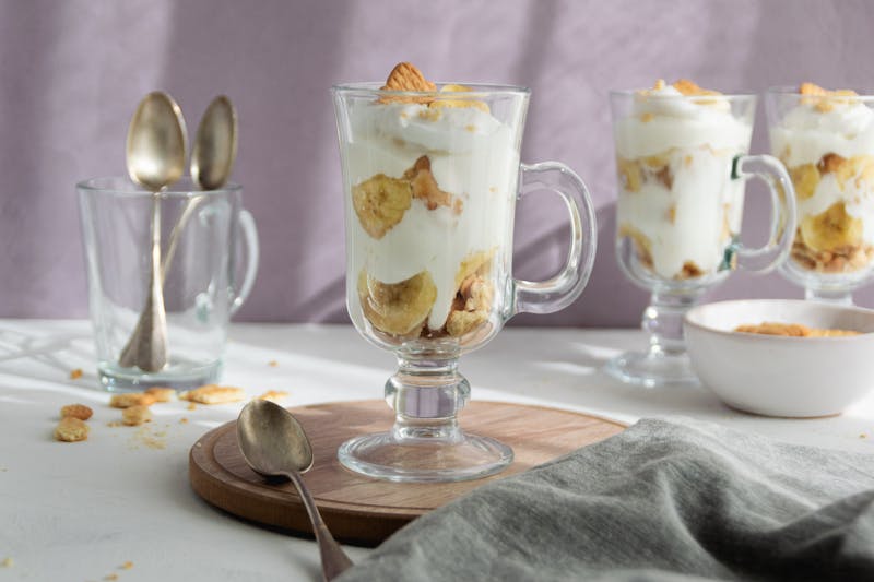 Classic Southern banana pudding dessert